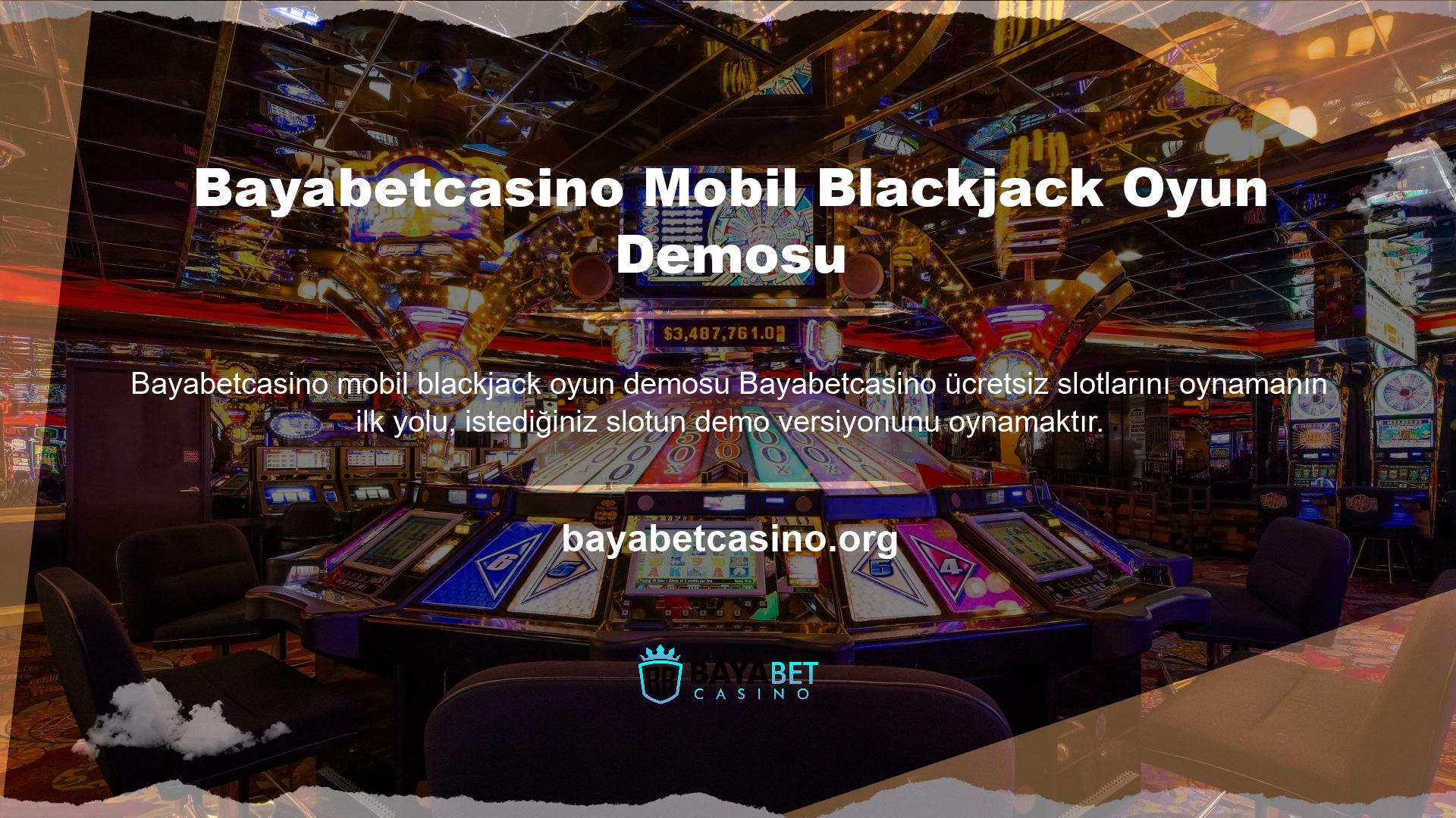 Demoyu başlatmak için “Casino” bölümüne gidin, bir slot oyunu seçin, üzerine gelin ve “Ücretsiz Oyna” düğmesine tıklayın